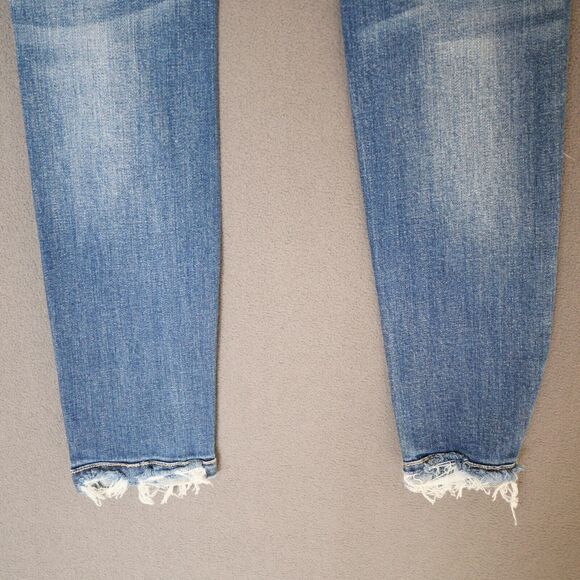 Tricot Women's Distressed Jeans Juniors Size 3/26 NWT - Picture 7 of 11